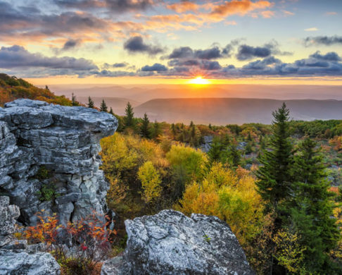5 Must-See Travel Destinations in West Virginia