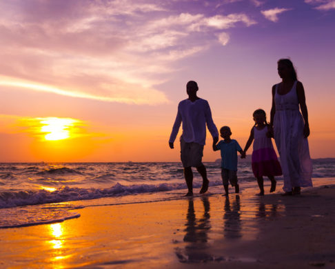 5 Family-Friendly Beach Destinations to Visit Before School Starts