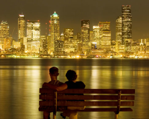 How to Plan a Romantic Getaway to Seattle